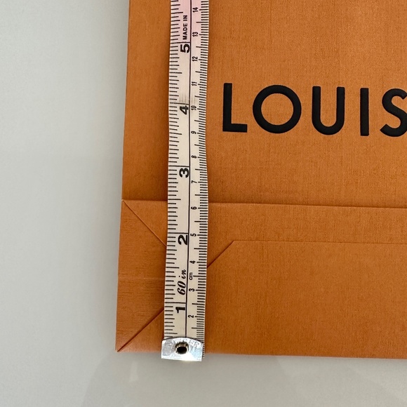 Louis Vuitton Paper Shopping Bag Small - Picture 3 of 4